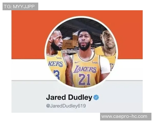 足球明星合照头像框打造个性化社交媒体形象的最佳选择 足球明星合照头像框打造个性化社交媒体形象的最佳选择