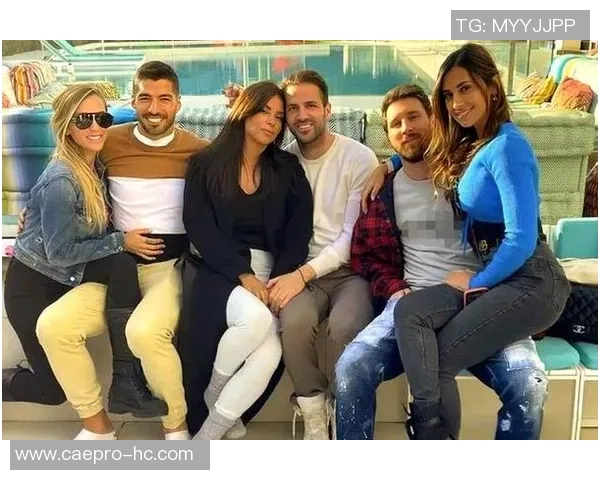 青梅竹马的足球明星情缘从童年到赛场的爱情故事 青梅竹马的足球明星情缘从童年到赛场的爱情故事